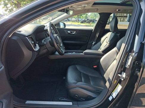 Used 2021 Volvo V60 T5 Cross Country AWD/4WD image 15