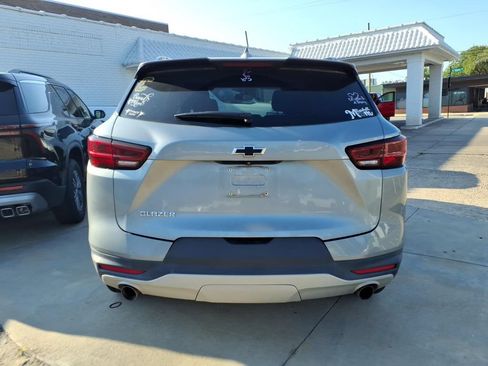 Used 2024 Chevrolet Blazer LT w/ Convenience Package FWD image 5