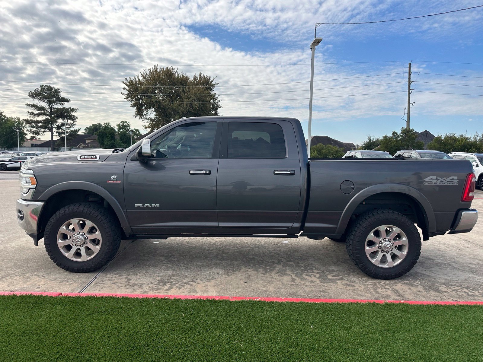 Used 2022 RAM 2500 Laramie AWD/4WD image 4