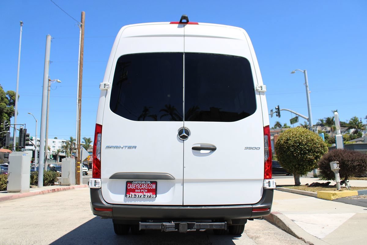 Used 2022 Mercedes-Benz Sprinter 3500 image 4