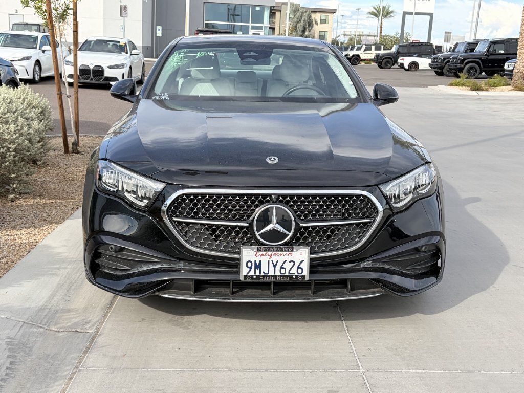 Used 2024 Mercedes-Benz E 450 4MATIC Sedan image 3