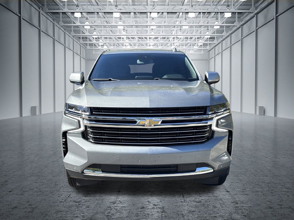 Used 2023 Chevrolet Tahoe LT w/ Luxury Package RWD image 2