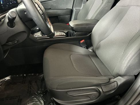 Used 2026 Kia Sportage LX FWD image 21