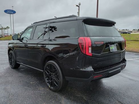 New 2026 Ford Expedition Platinum image 7