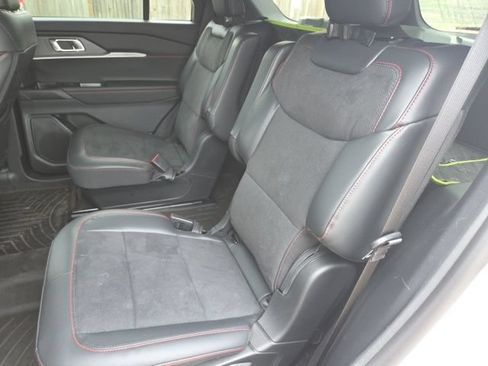 Used 2026 Ford Explorer ST AWD/4WD image 6