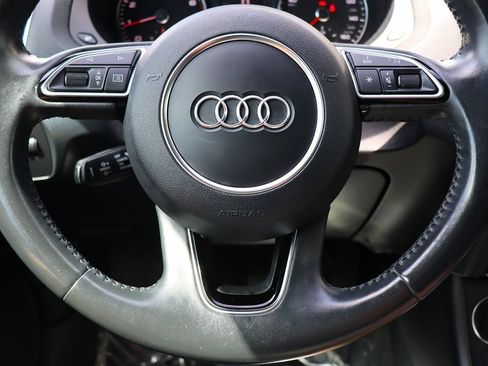 Used 2018 Audi Q3 2.0T Premium w/ Convenience Package AWD/4WD image 56