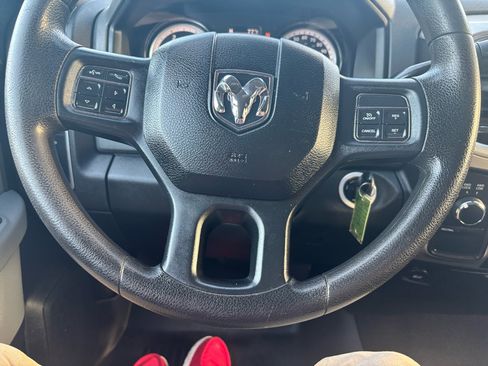 Used 2017 RAM 2500 SLT image 17