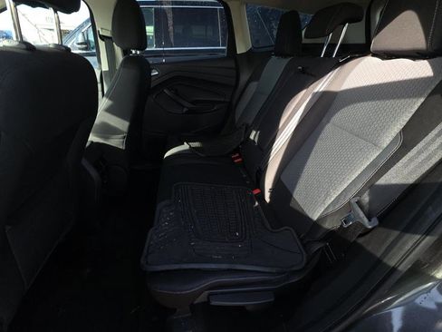 Used 2017 Ford Escape SE w/ Equipment Group 201A image 12