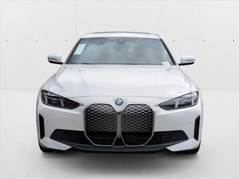 Used 2025 BMW i4 xDrive40i w/ Premium Package image 5