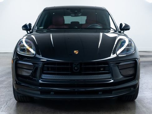 Used 2023 Porsche Macan S image 2