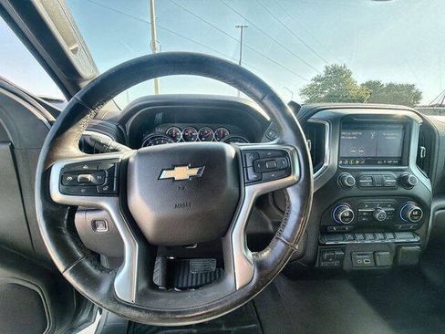 Used 2019 Chevrolet Silverado 1500 LT w/ Texas Edition RWD image 11