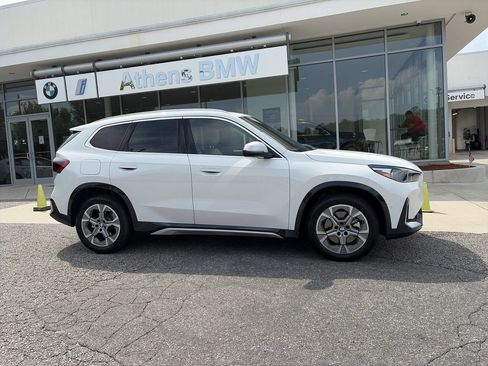 Used 2024 BMW X1 xDrive28i w/ Convenience Package AWD/4WD image 9