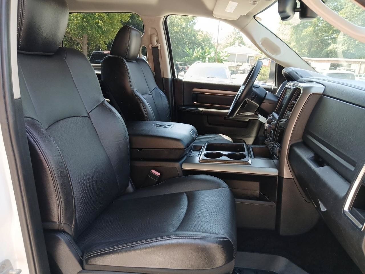 Used 2014 RAM 1500 Sport RWD image 16