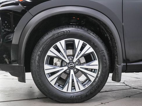 Used 2023 Nissan Rogue SV w/ SV Premium B Package AWD/4WD image 29