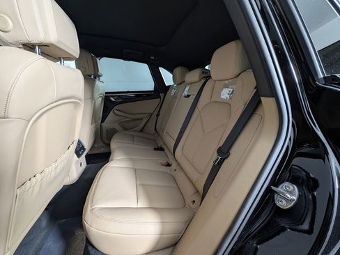 New 2026 Porsche Macan S image 24