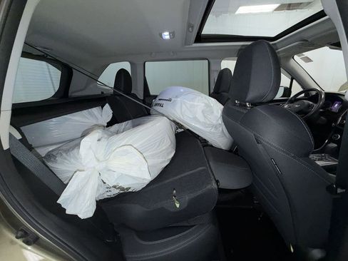 Used 2023 Subaru Forester Premium image 17