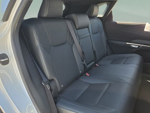 Used 2025 Lexus RX 350 Premium w/ Accessory Package (Z1) FWD image 24