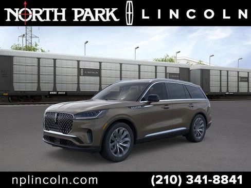 New 2026 Lincoln Aviator 2WD image 1