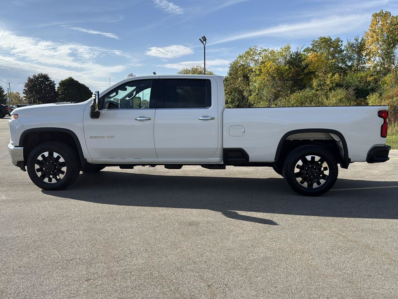 Used 2022 Chevrolet Silverado 3500 LTZ AWD/4WD image 8