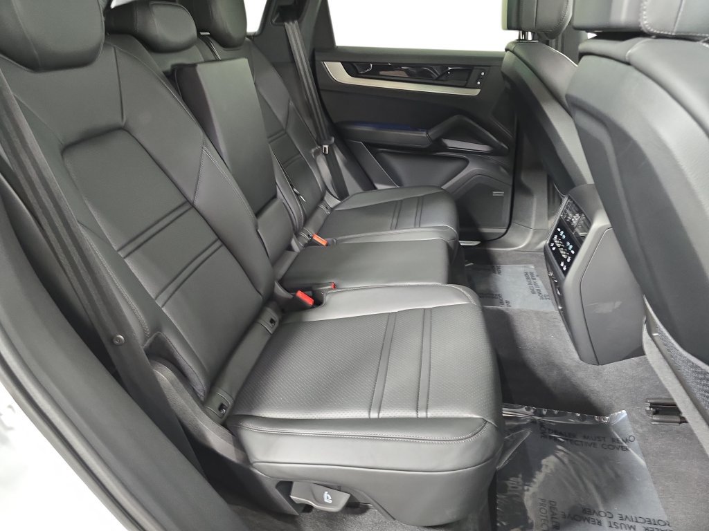 Certified 2026 Porsche Cayenne S AWD/4WD image 26