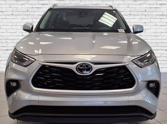 Used 2023 Toyota Highlander XLE video 2