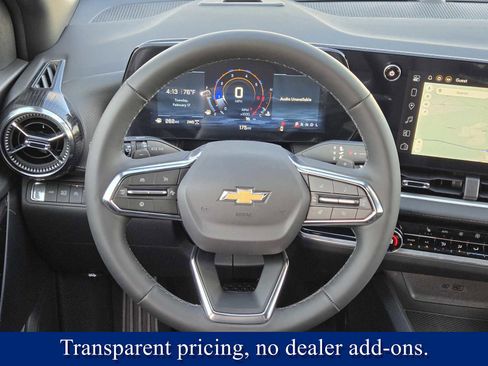 New 2026 Chevrolet Equinox LT w/ Convenience Package II image 18