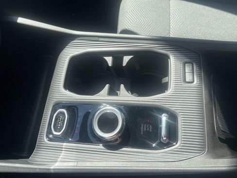 New 2026 Jeep Cherokee Laredo AWD/4WD image 25
