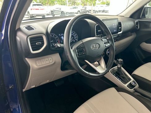 Used 2022 Hyundai Venue SEL w/ Cargo Package FWD image 14