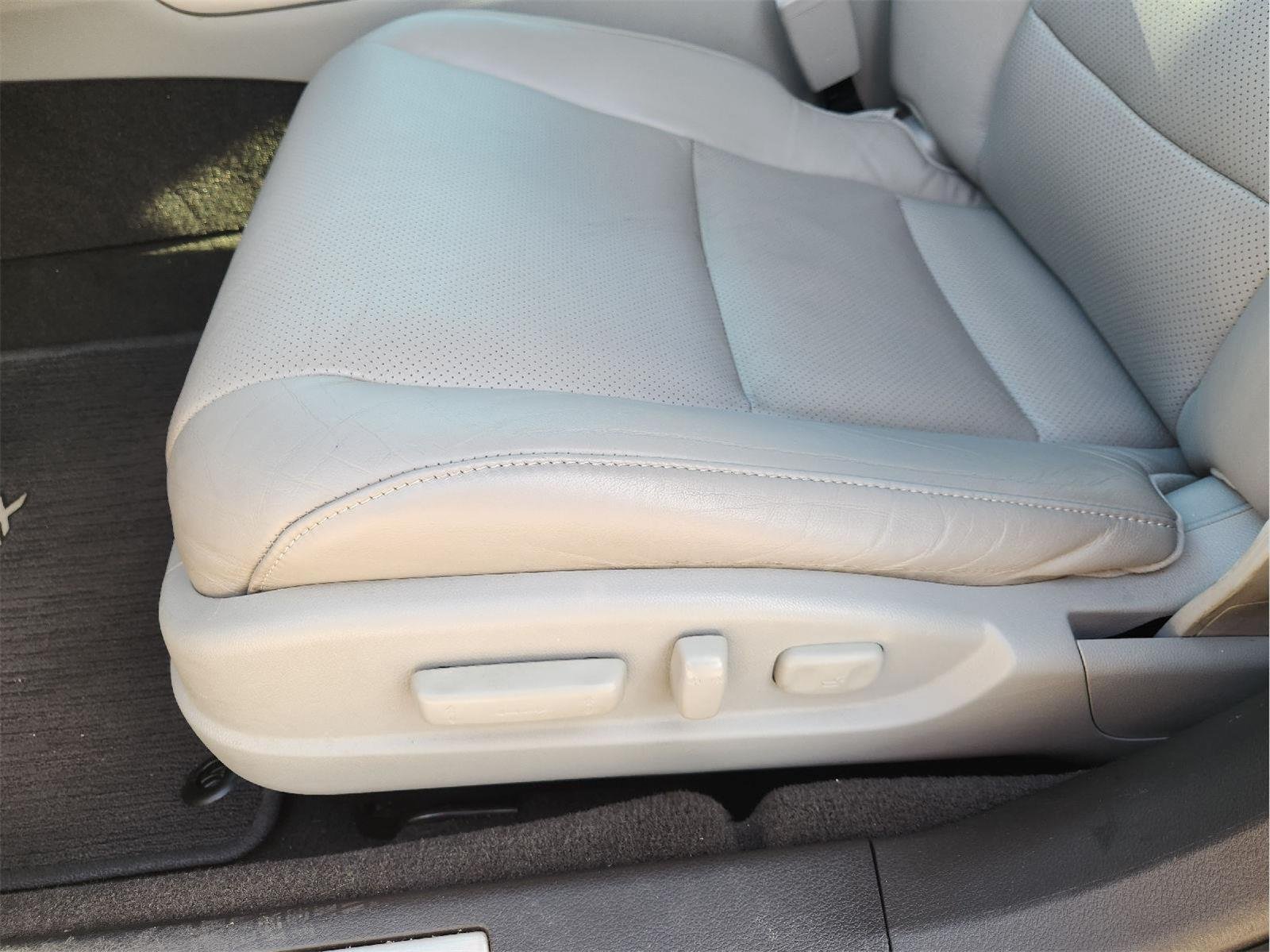 Used 2020 Acura TLX w/ Technology Package FWD image 25