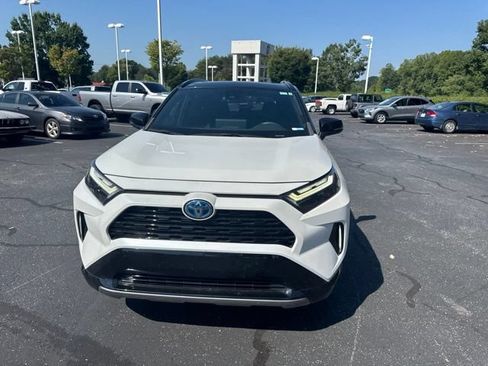 Used 2023 Toyota RAV4 XSE AWD/4WD image 10