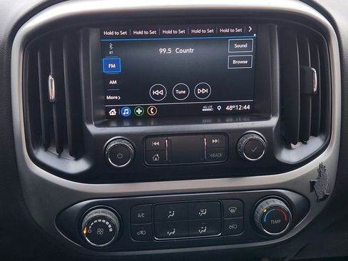 Used 2022 Chevrolet Colorado LT w/ Fleet Safety Package image 18