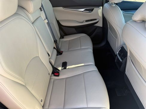 Used 2022 INFINITI QX50 Luxe image 30