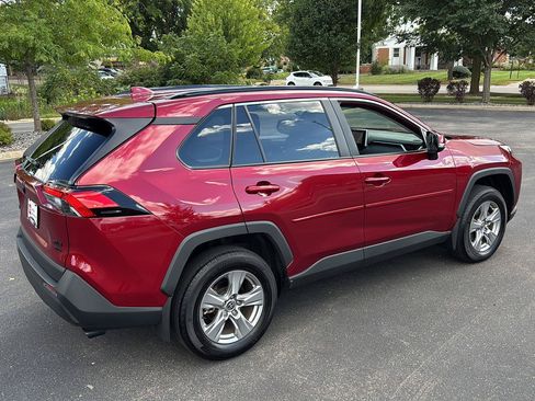 Used 2023 Toyota RAV4 XLE w/ Convenience Package AWD/4WD image 10