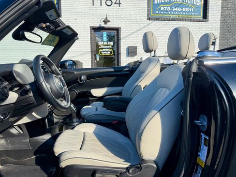 Used 2023 MINI Cooper S w/ Signature Upholstery Package FWD image 22
