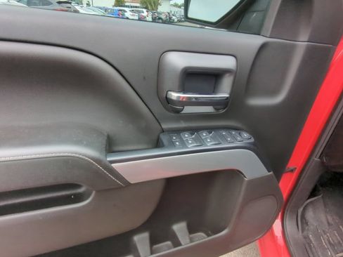Used 2018 Chevrolet Silverado 1500 LT w/ All Star Edition AWD/4WD image 9