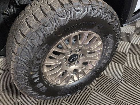 New 2026 Chevrolet Colorado ZR2 w/ Technology Package image 8