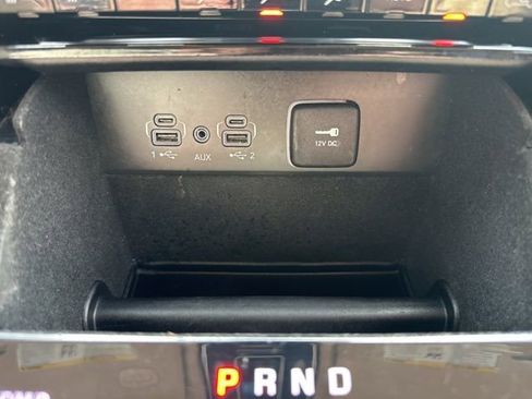 Used 2022 Jeep Grand Cherokee Limited image 19