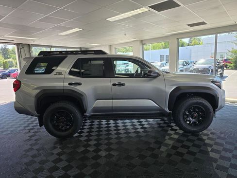 New 2026 Toyota 4Runner TRD Off-Road AWD/4WD image 2