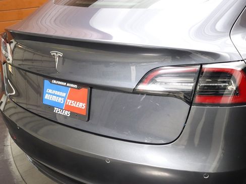 Used 2023 Tesla Model 3 Standard Range RWD image 40