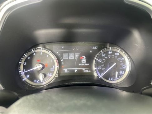 Used 2022 Toyota Highlander XLE image 17