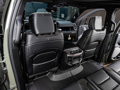 Used 2026 RAM 1500 Laramie w/ Night Edition image 34