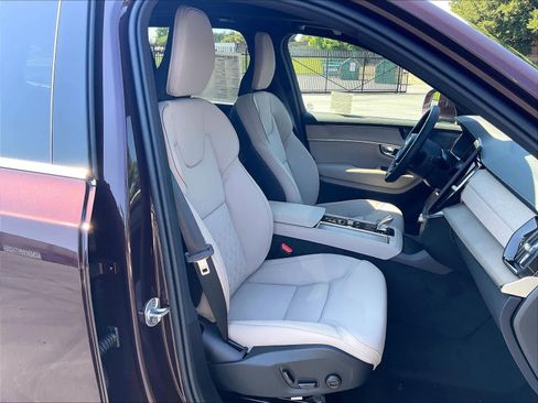 New 2026 Volvo XC90 T8 Plus w/ Protection Package AWD/4WD image 32