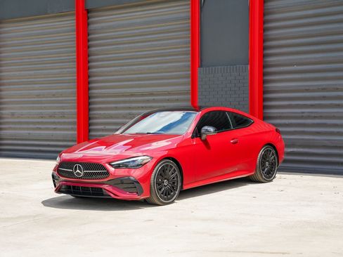 Used 2024 Mercedes-Benz CLE 300 4MATIC Coupe image 1