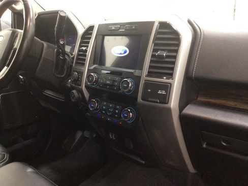 Used 2019 Ford F150 Lariat image 31