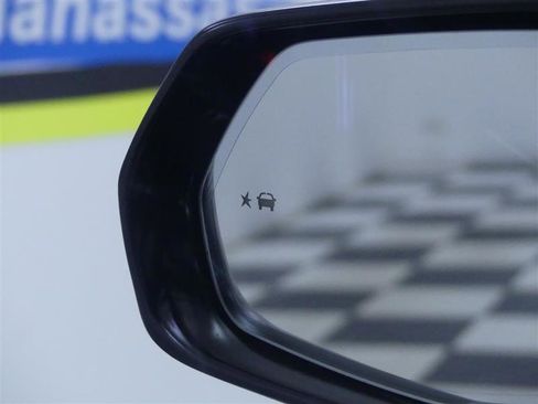 Used 2023 Cadillac XT4 Premium Luxury w/ Driver Assist Package image 27