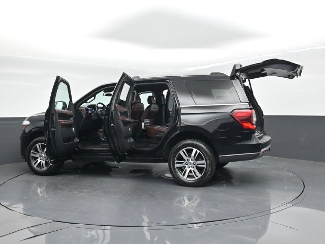 Used 2023 Ford Expedition Limited AWD/4WD image 69