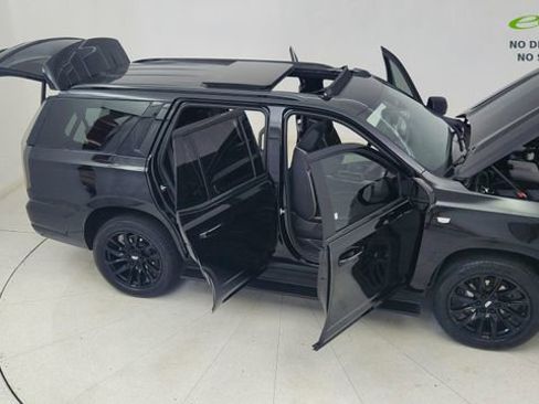 Used 2025 Cadillac Escalade Sport w/ Touring Package AWD/4WD image 92