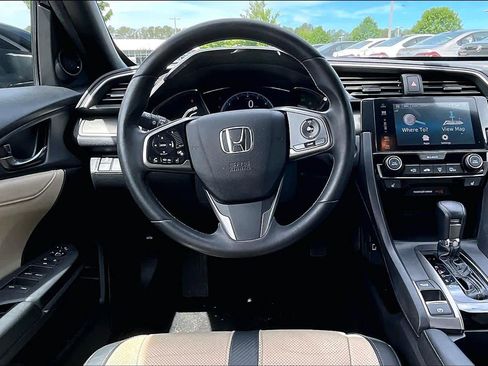 Used 2017 Honda Civic EX-L image 5