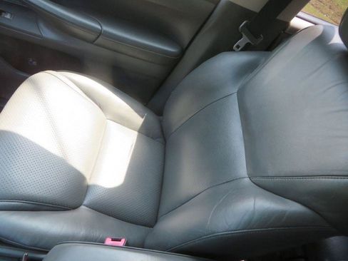 Used 2009 Lexus LX 570 4WD image 22