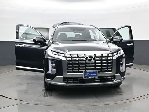 Used 2023 Hyundai Palisade Calligraphy w/ Winter Package image 32